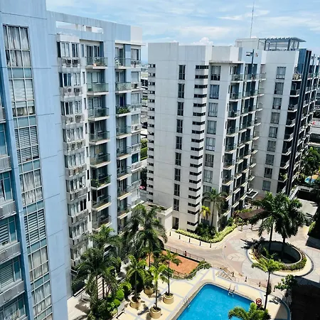 Studio Unit In One Palm Tree Villas Across Naia Terminal 3