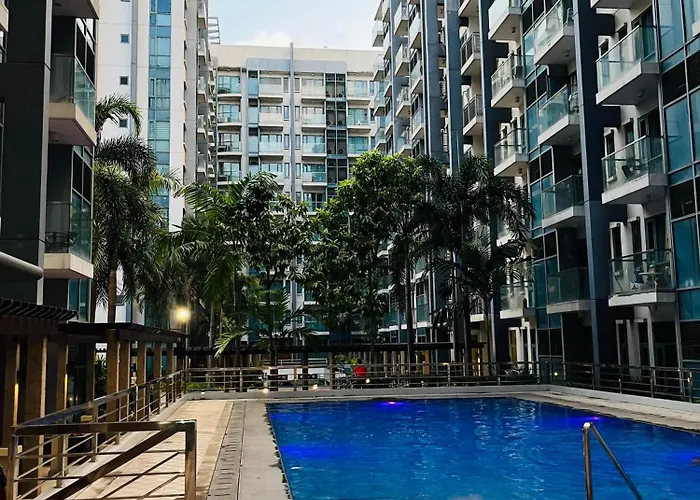 Unit At One Palm Tree Across Naia Terminal 3 Apartahotel 4*