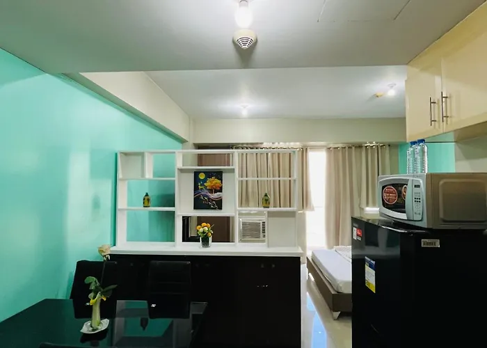 Unit At One Palm Tree Across Naia Terminal 3 Apartahotel 4*
