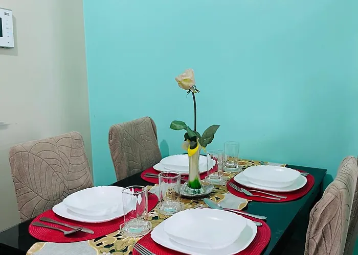 Unit At One Palm Tree Across Naia Terminal 3 Apartahotel 4*