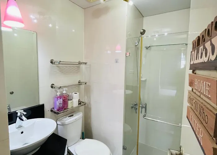 Apartahotel Unit At One Palm Tree Across Naia Terminal 3 Manila