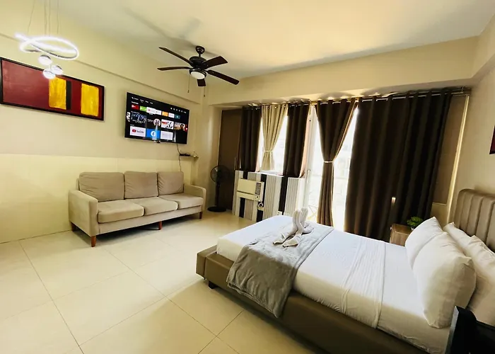 Unit At One Palm Tree Across Naia Terminal 3 Apartahotel 4*