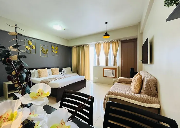 Unit At One Palm Tree Across Naia Terminal 3 Apartahotel Manila